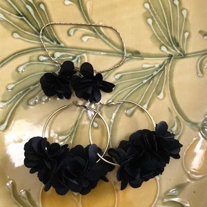 Set of earrings and bracelet